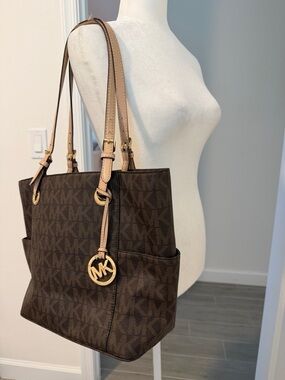 Michael Kors Jet Set Tote MK Logo Large Carryall Laptop Bag Brown Tan Gold